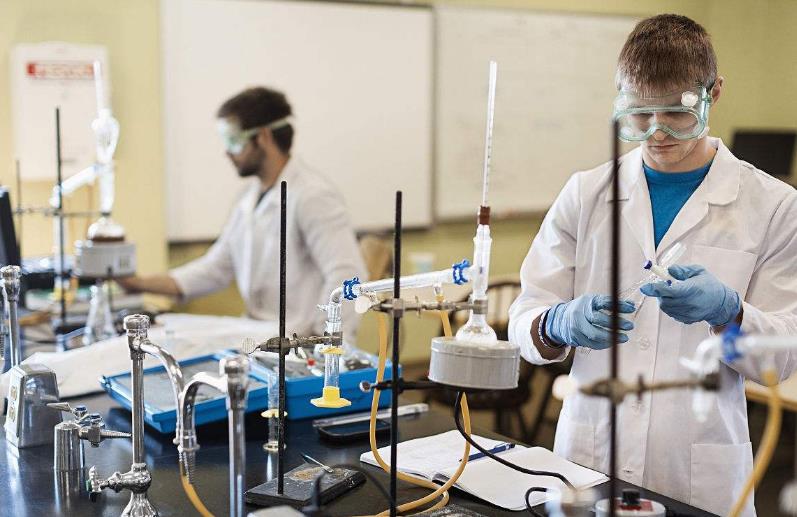 化學實驗室管理中的HSE