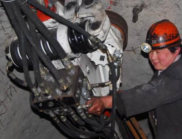 煤礦機(jī)電運輸安全管理及隱患預(yù)防分析