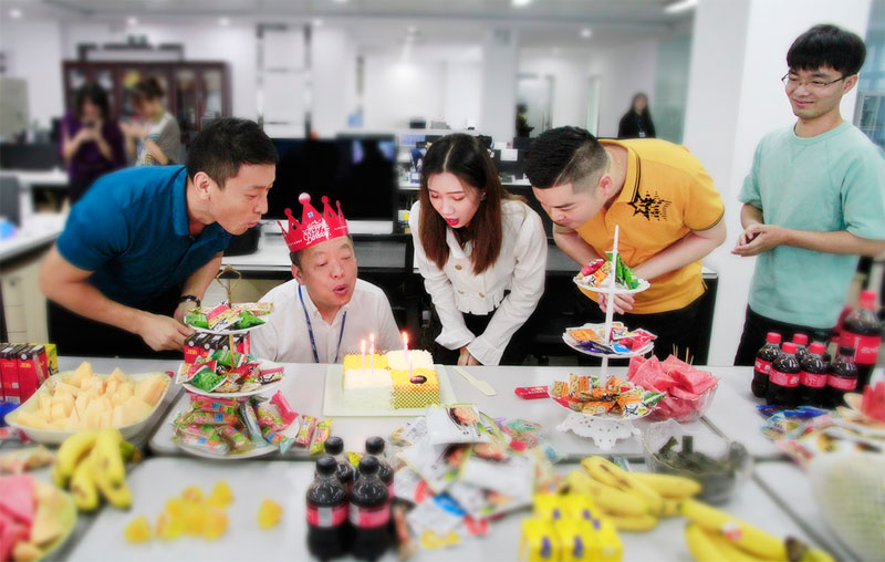 賽為8月員工生日會，奮斗不止，創(chuàng)新不止！